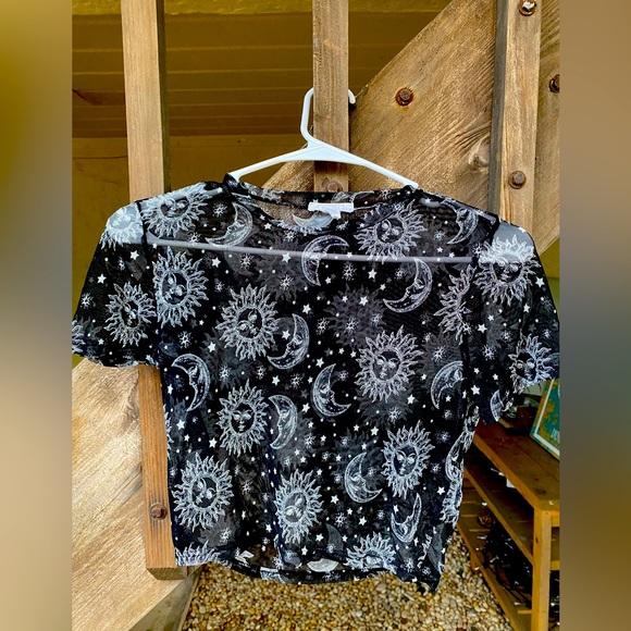 Sheer crop top - Picture 1 of 2